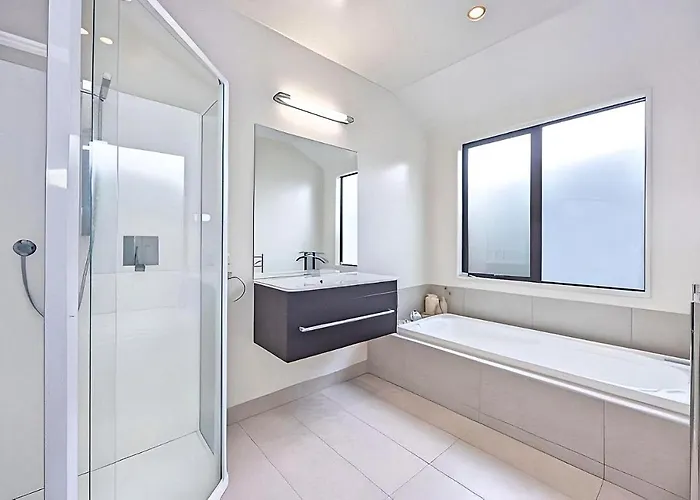 Wanaka Holiday Home 度假居 瓦纳卡